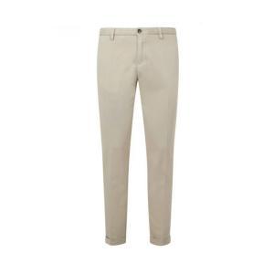 Pantalone . beige