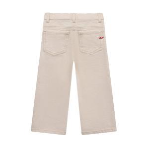 Pantalone . beige