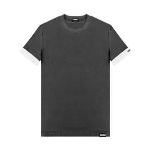 T-shirt . grigio