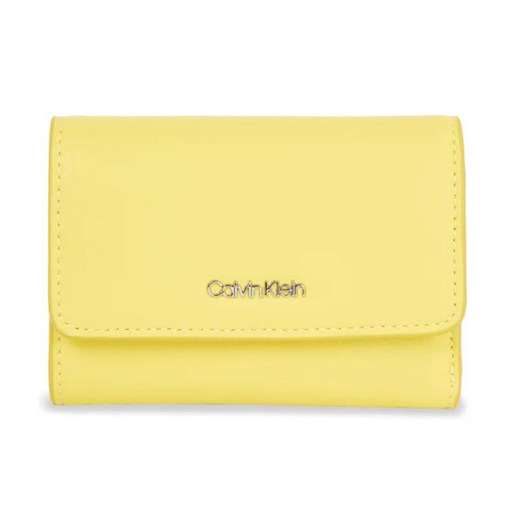 calvin klein borsellino calvin klein. giallo