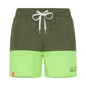 Boxer mare . verde militare