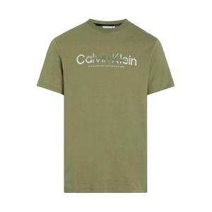 T-shirt . verde militare